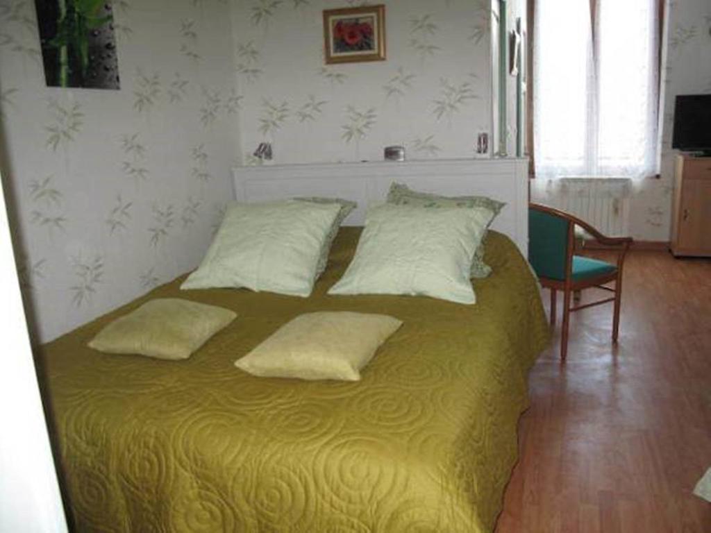 Bed and Breakfast L'Eclipse Saint-Nicolas-des-Motets Zimmer foto